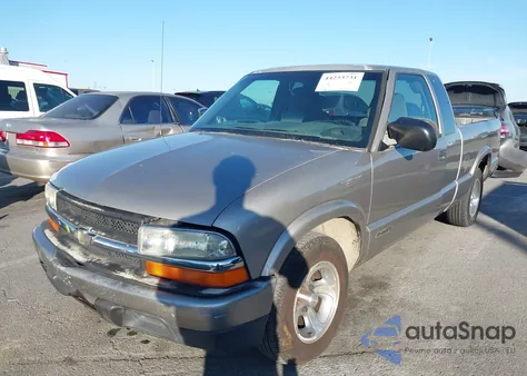 2002 Chevrolet S-10 Ls z USA, uszkodzony, nr VIN 1GCCS195428208446